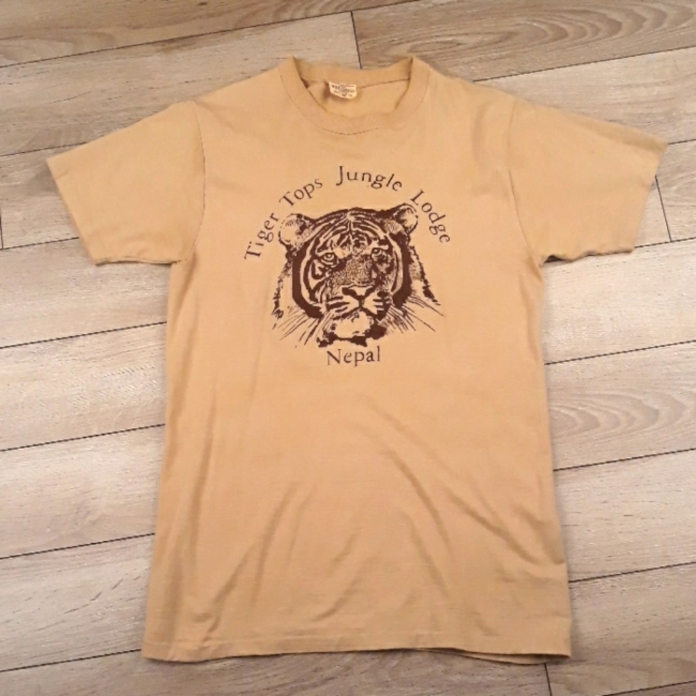 VINTAGE Nepal Tourist‎ Tiger Tops Tan Brown Single Stitch Sz M mens Shirt VTG